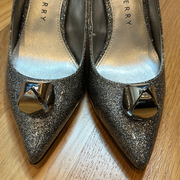 Katy Perry Heels Dellilah Jingle Pointed Toe Silver Glitter NWOB Size 6.5 - Picture 4 of 7
